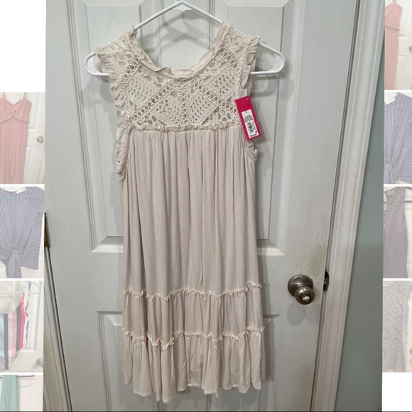 Off white lace dress - Picture 1 of 2